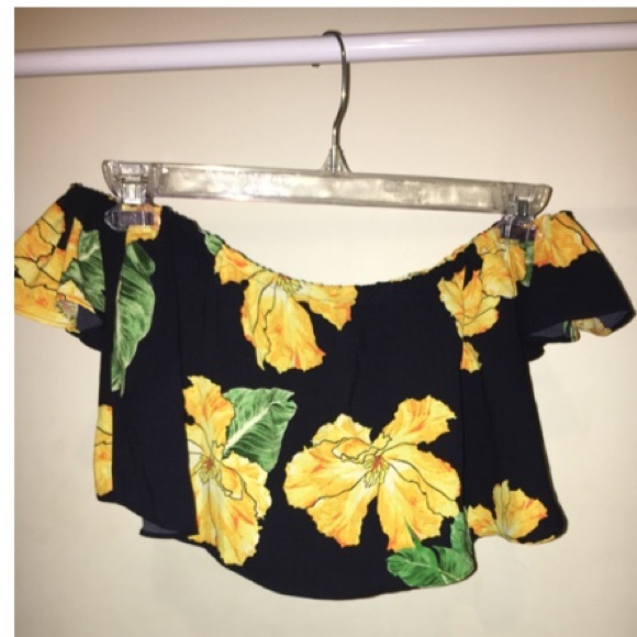 Zara tropical set (crop top & pants) - Picture 3 of 6